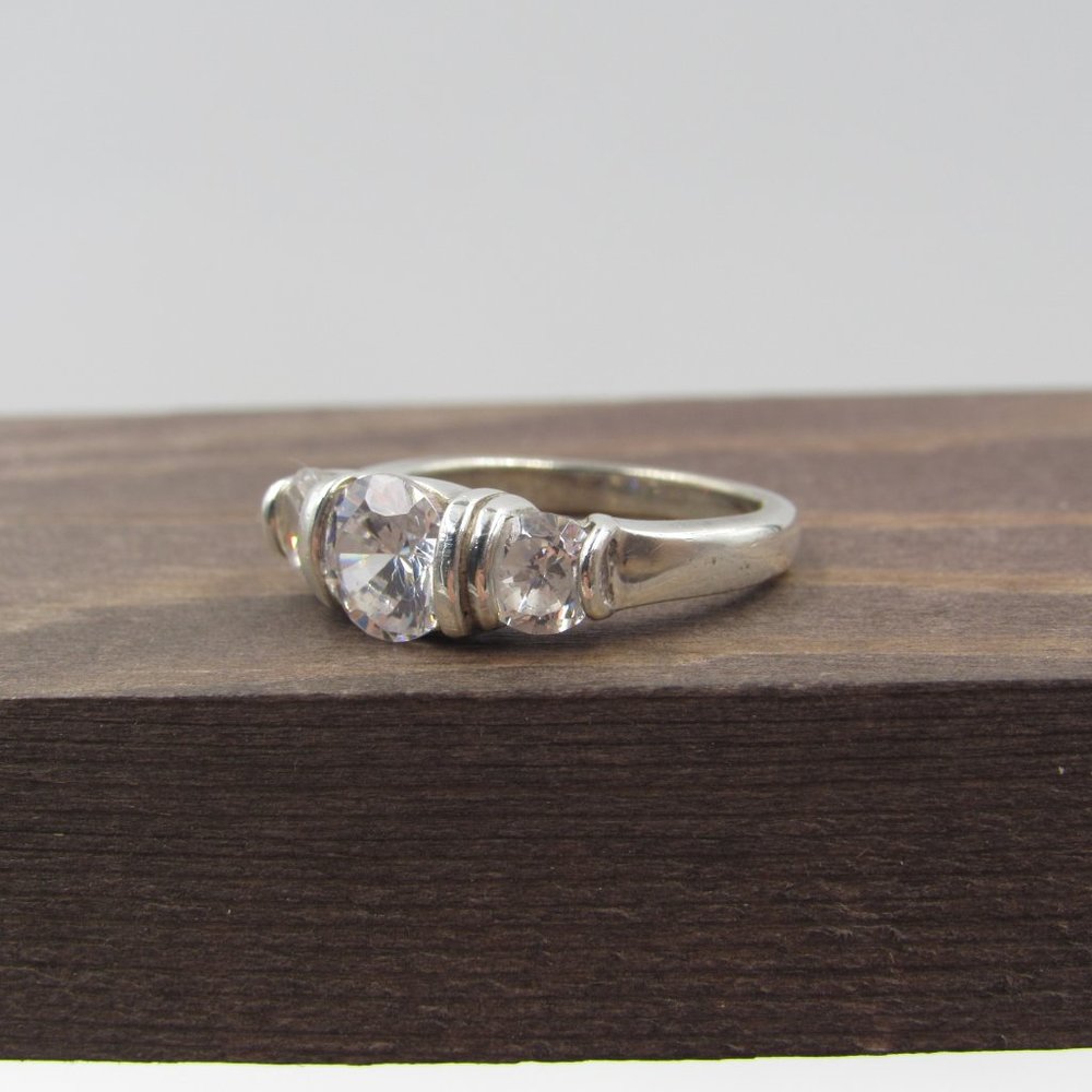 Size 6 Sterling Silver Triple Cubic Zirconia Ring - Picture 2 of 8